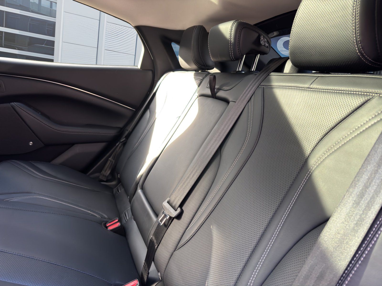 Fahrzeugabbildung Ford Mustang Mach-E Basis