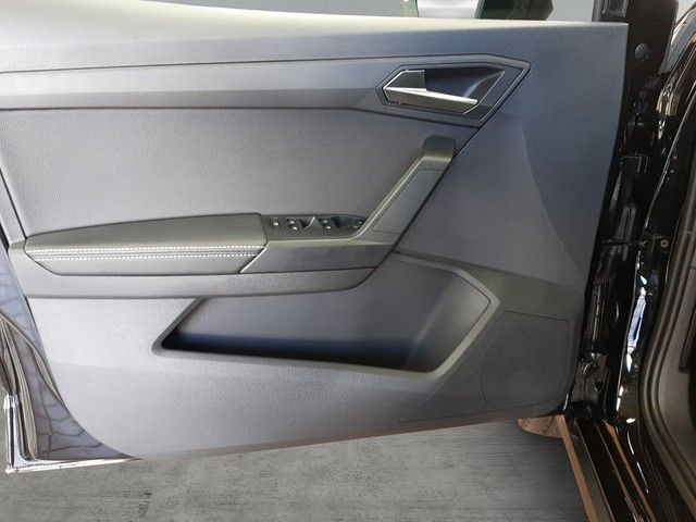 Fahrzeugabbildung Seat Arona Style 1.0TSI DSG SitzHz LED PDC Klimaaut.