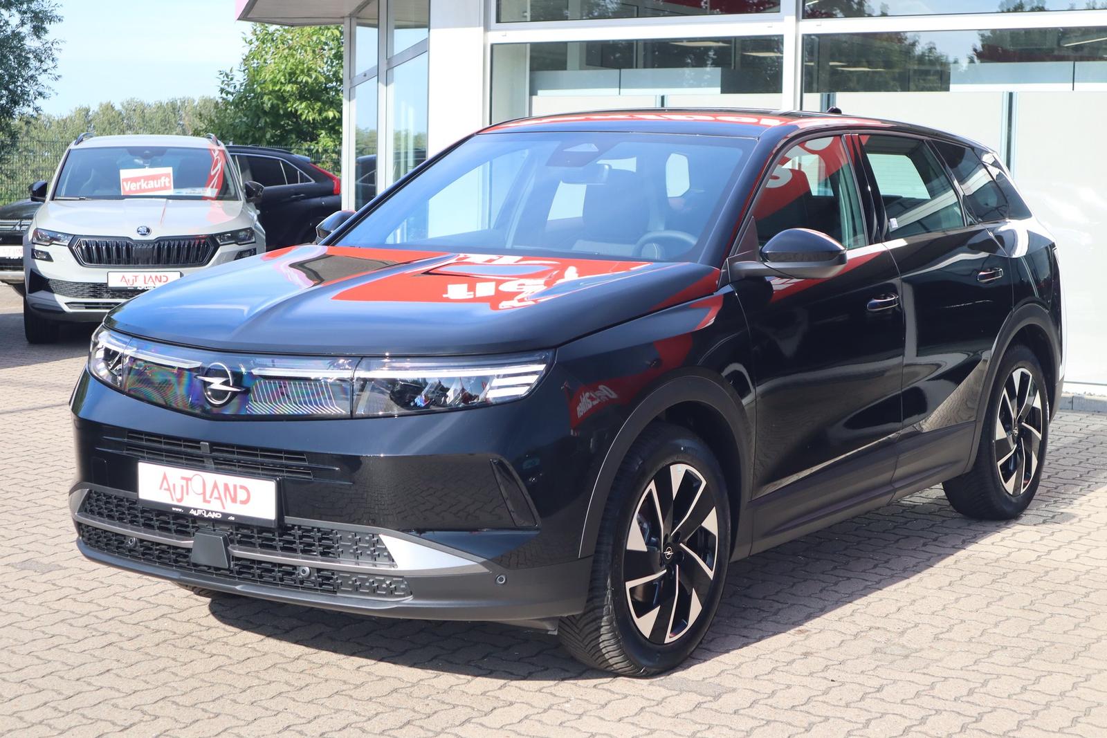 Opel Grandland 1.2DI Turbo Hybrid Aut. LED ACC Kamera