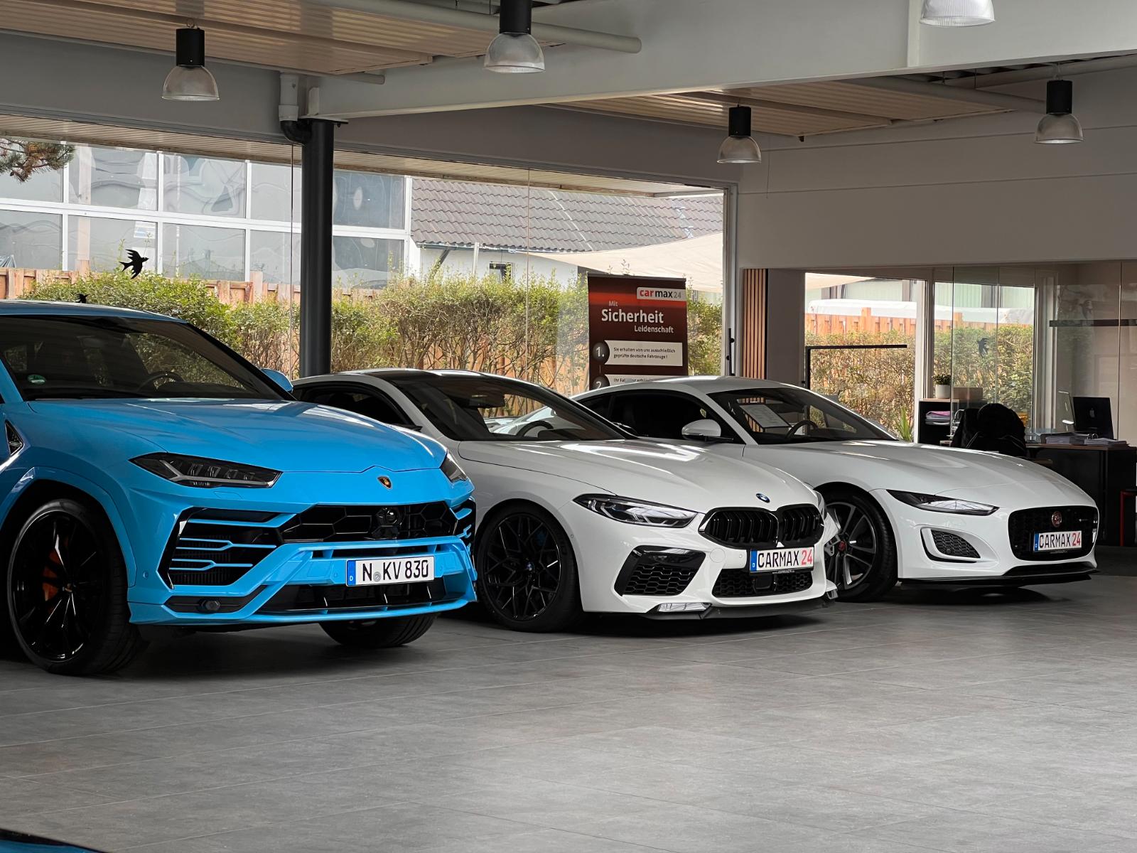showroom-image-main