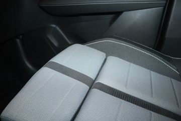 Fotografie 14 des Opel Grandland (X) Grandland 1.2 DI Hybrid 48 V Automatik GS