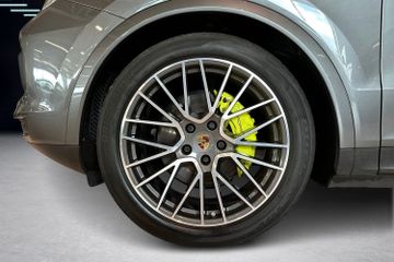 Porsche Cayenne - 6