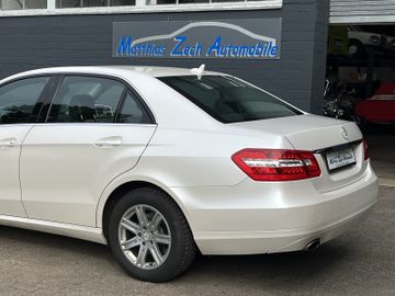 Mercedes E 200 - 12