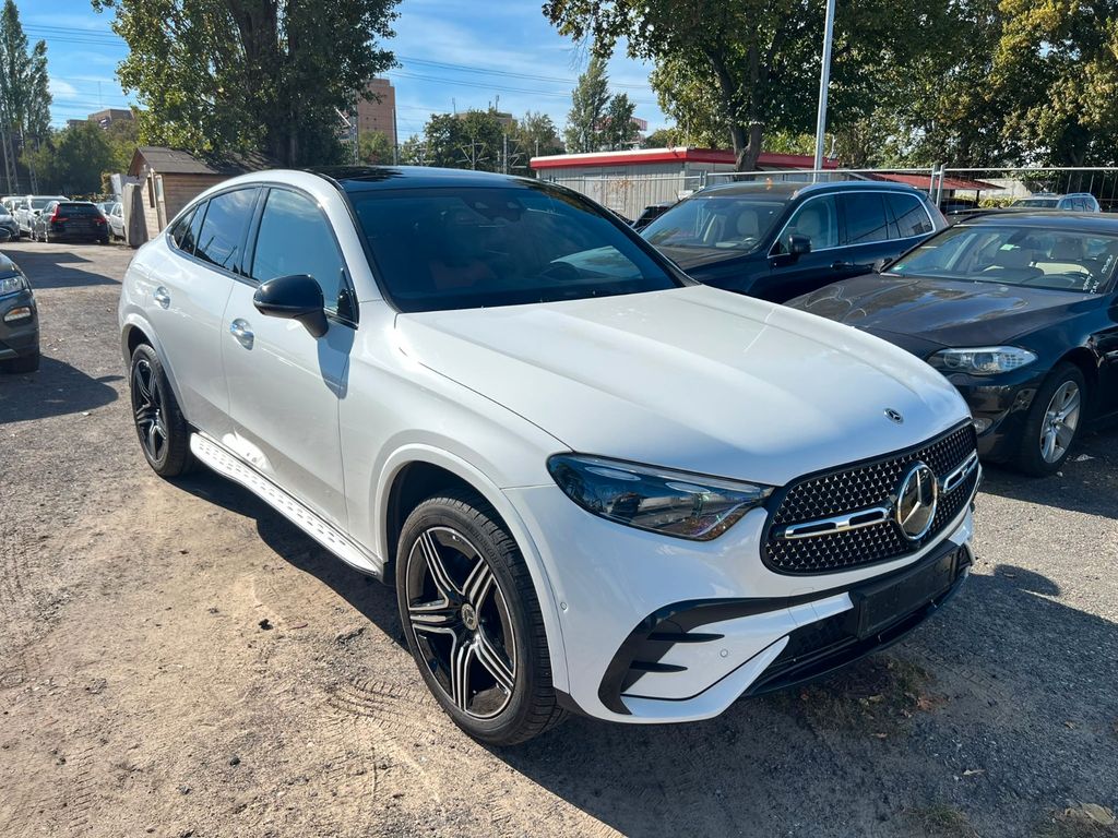 Image of Mercedes-Benz GLC 300