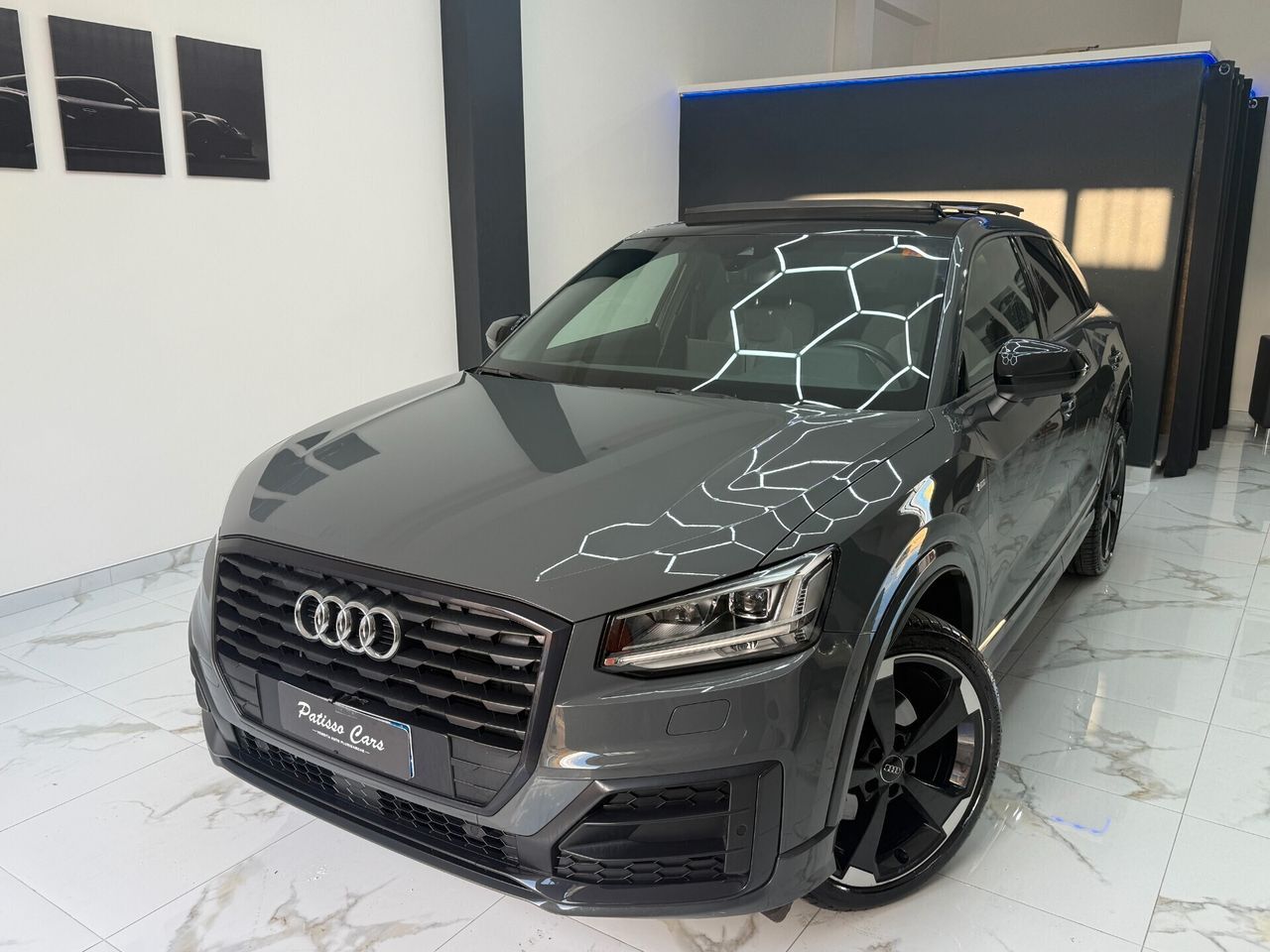 Audi Q2 35 TDI 2.0 Identity Black TETTO APRIBILE