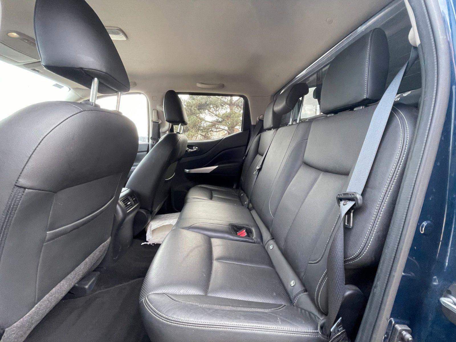 Fahrzeugabbildung Nissan Navara NP300 Tekna Double Cab 4x4