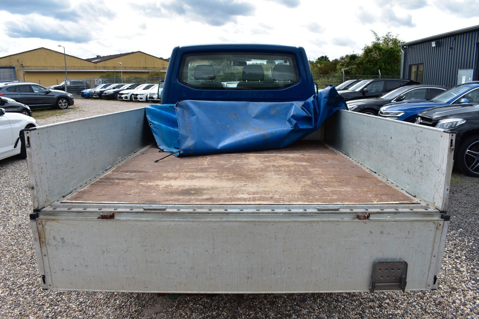 Fahrzeugabbildung Volkswagen T5 Transporter Pritsche Pritsche