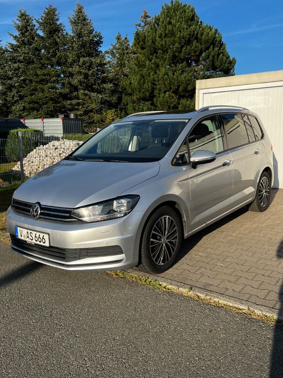 Image of Volkswagen Touran