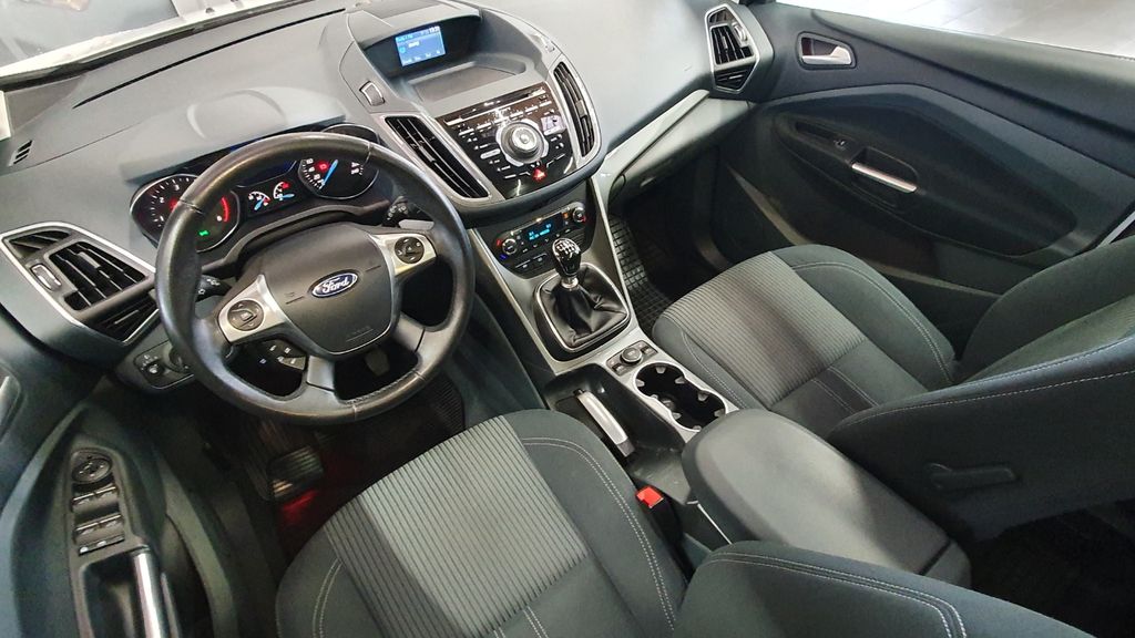 2.0 TDCi Titanium*PANO*SHZ*Tempomat*PDC