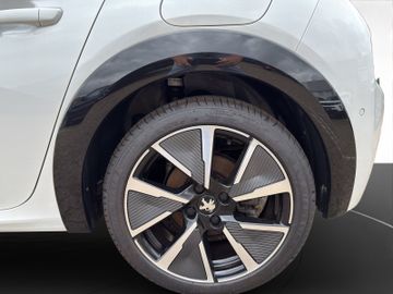Peugeot 208 e GT Pack 136 50kWH Navi+RFK+SHZ+Carplay+Pan