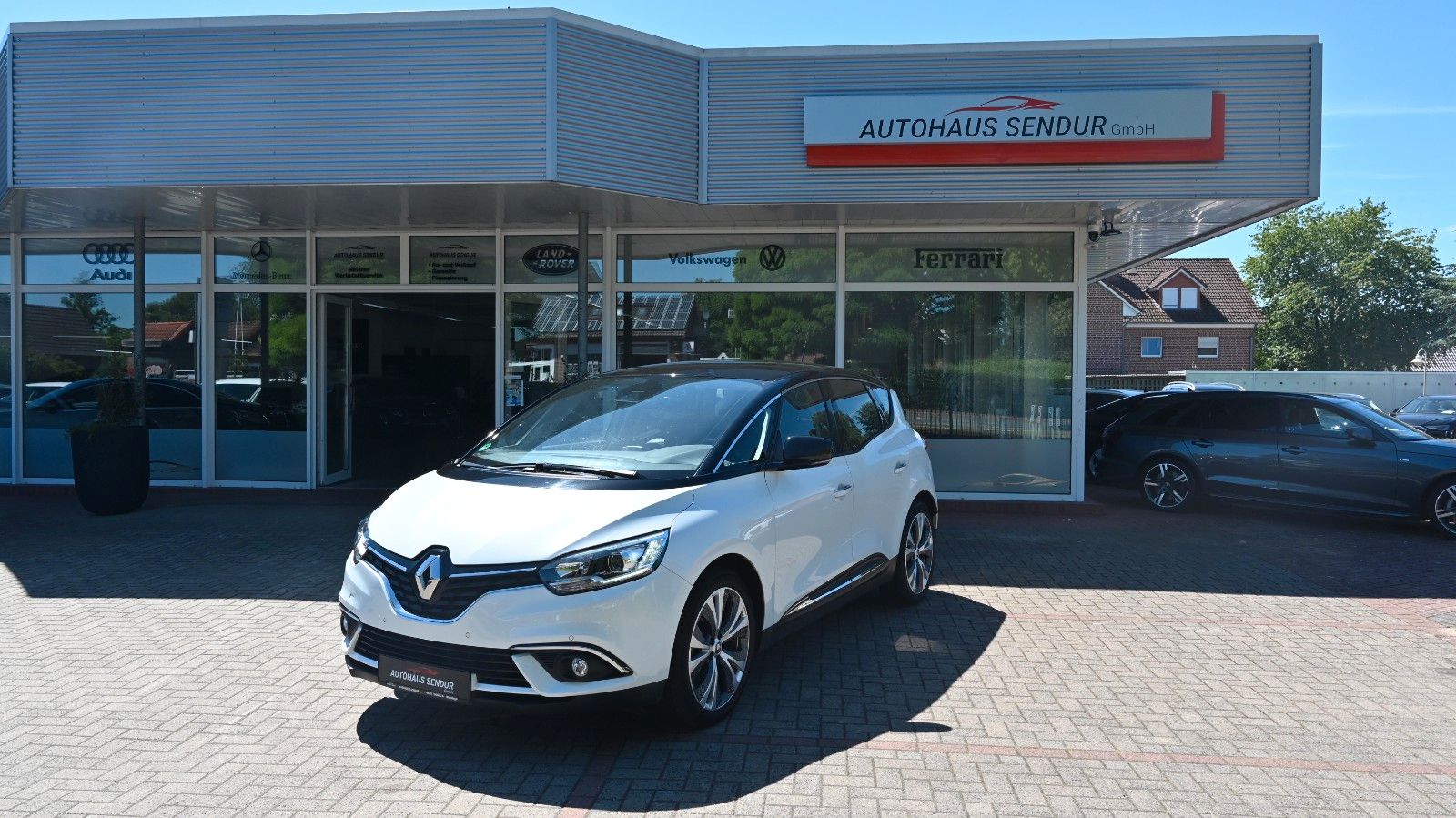 RENAULT Scenic
