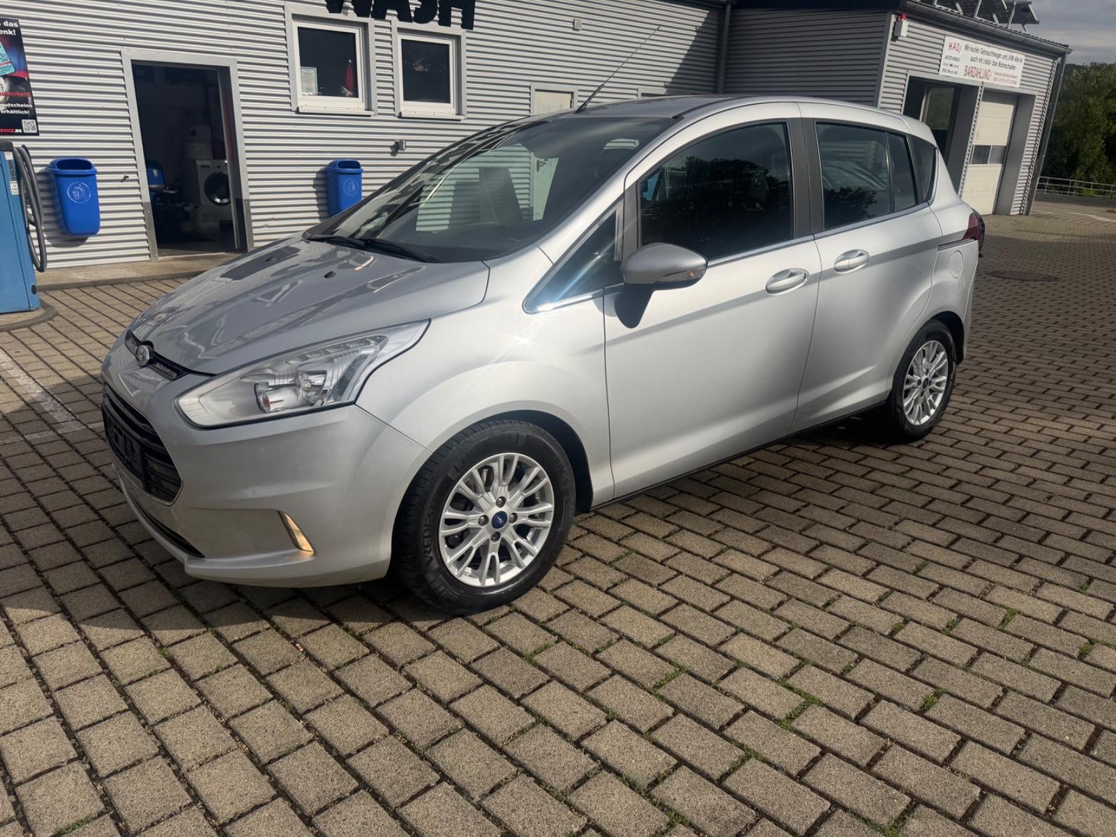 Ford B-MAX 2015 — rear view