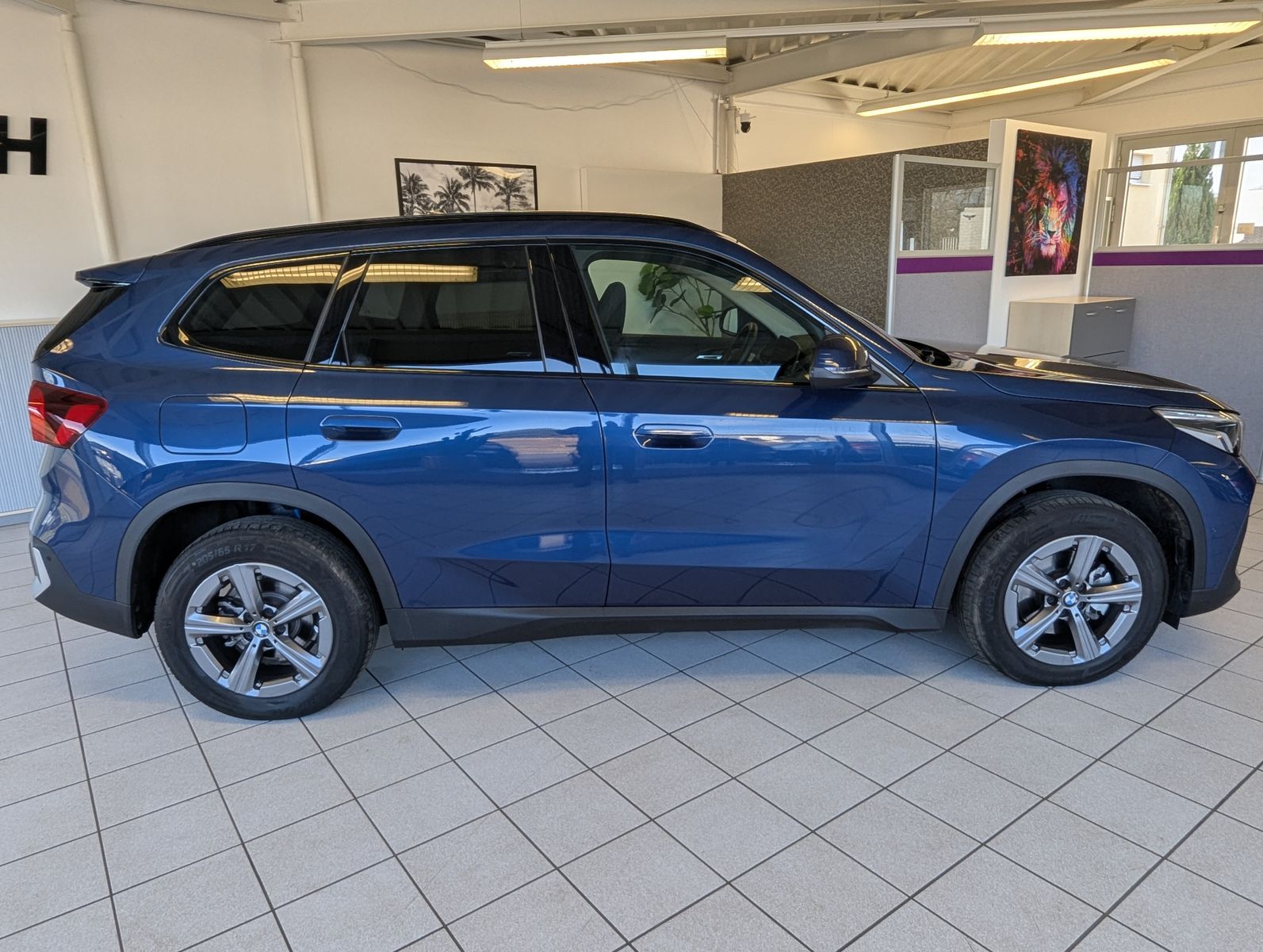 BMW X1 18 i Travel-Paket Pano Kamera AHK - Image 8