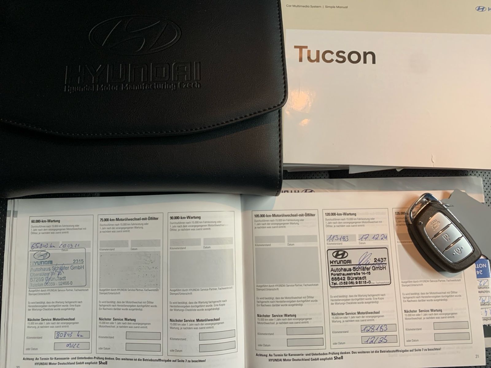 Fahrzeugabbildung Hyundai TUCSON 1.6 Turbo 7-DCT Premium 4WD Leder