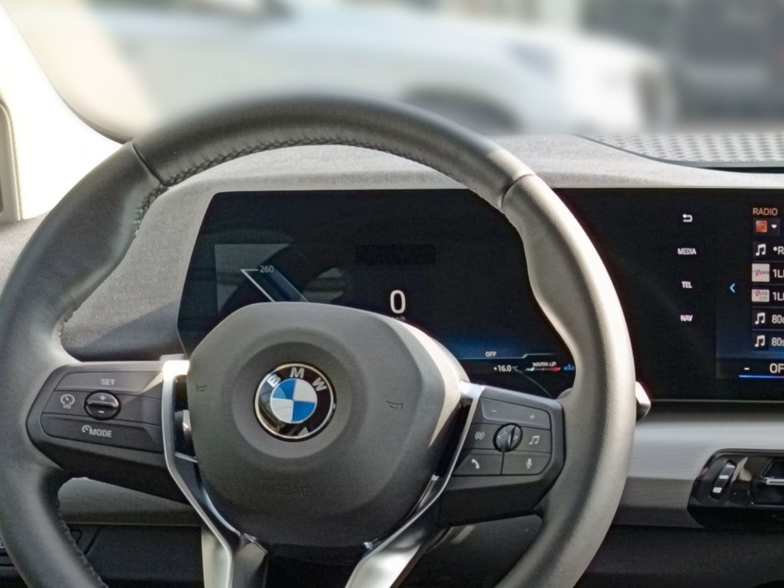 BMW 216 Active Tourer - Bild 17