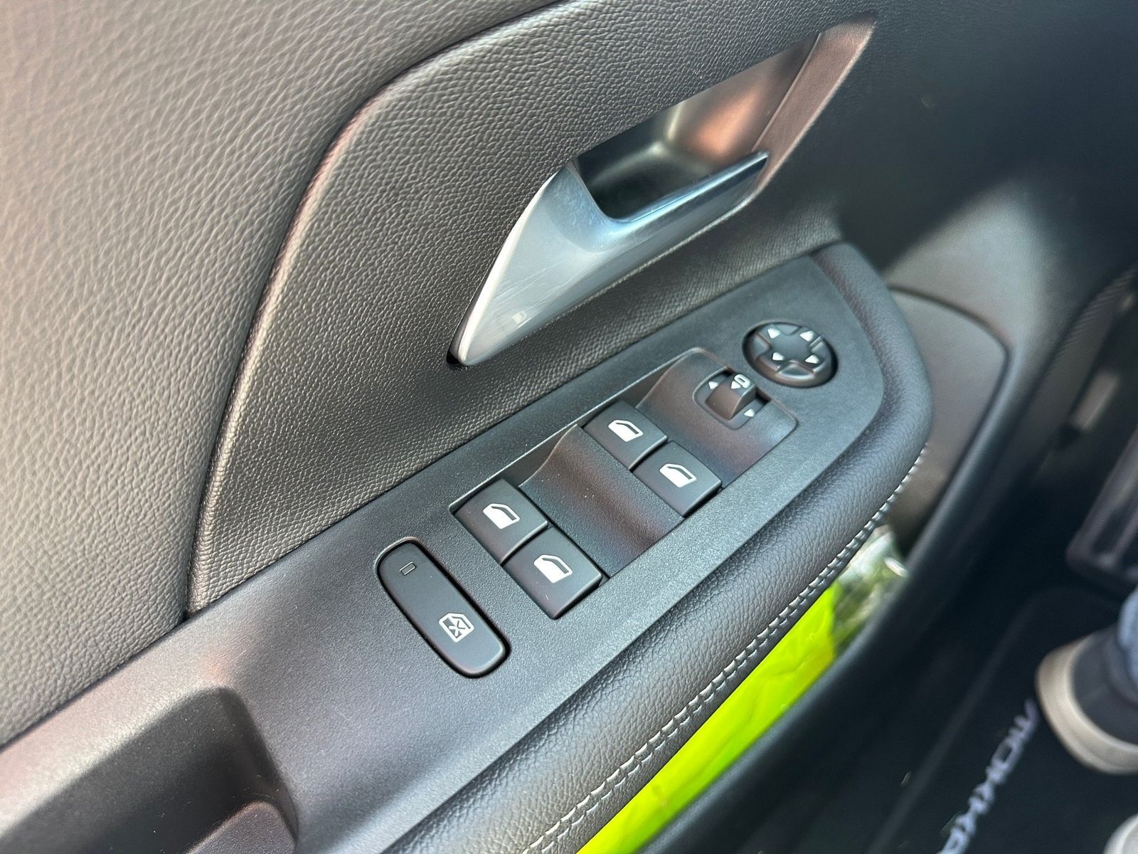 Fahrzeugabbildung Opel Mokka 1.2 Turbo GS Kamera,Matrix,Navi,PDC,SHZ,LM