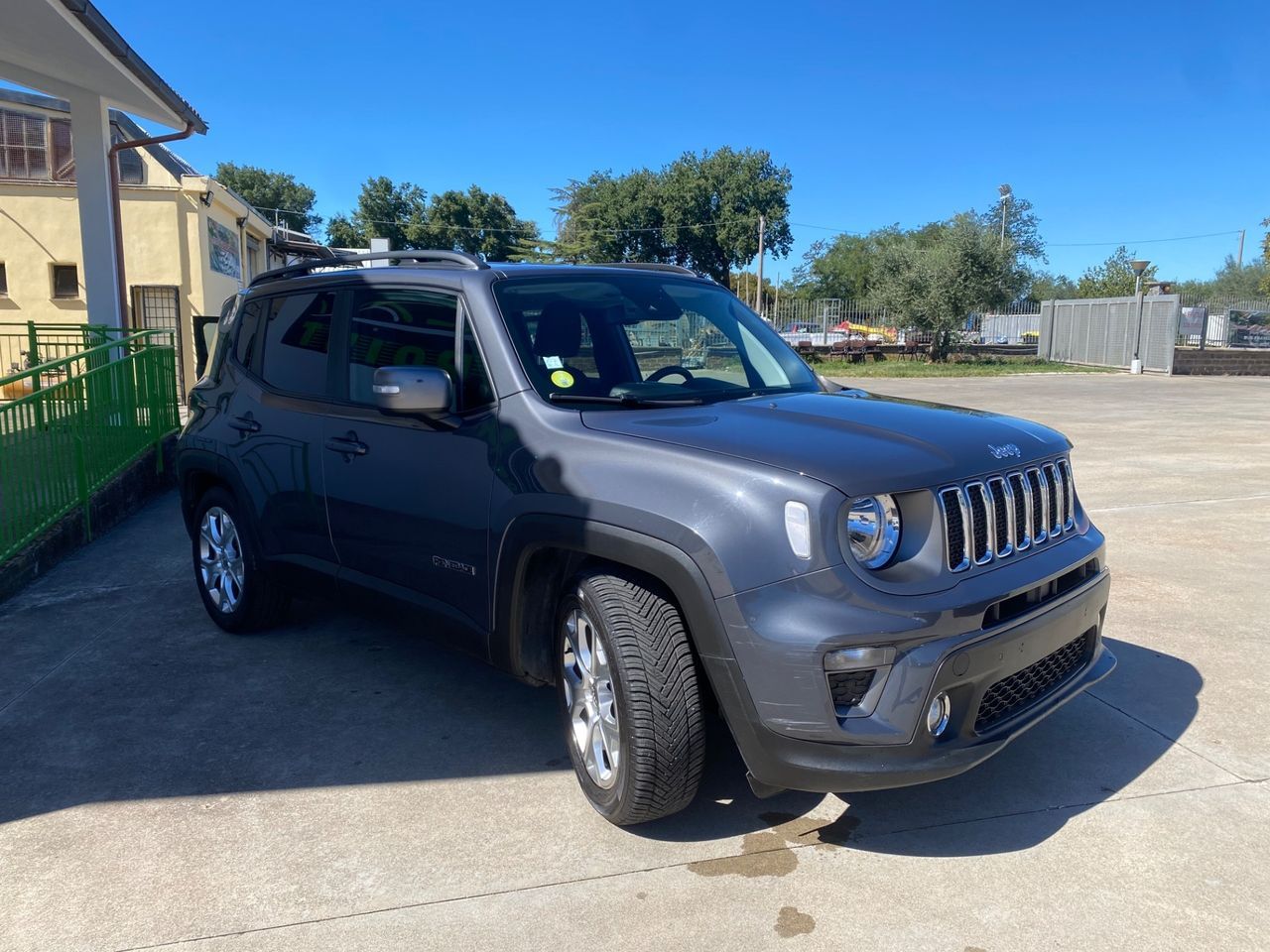 Jeep Renegade 1.6 Mjt 130 CV Limited imagem 3
