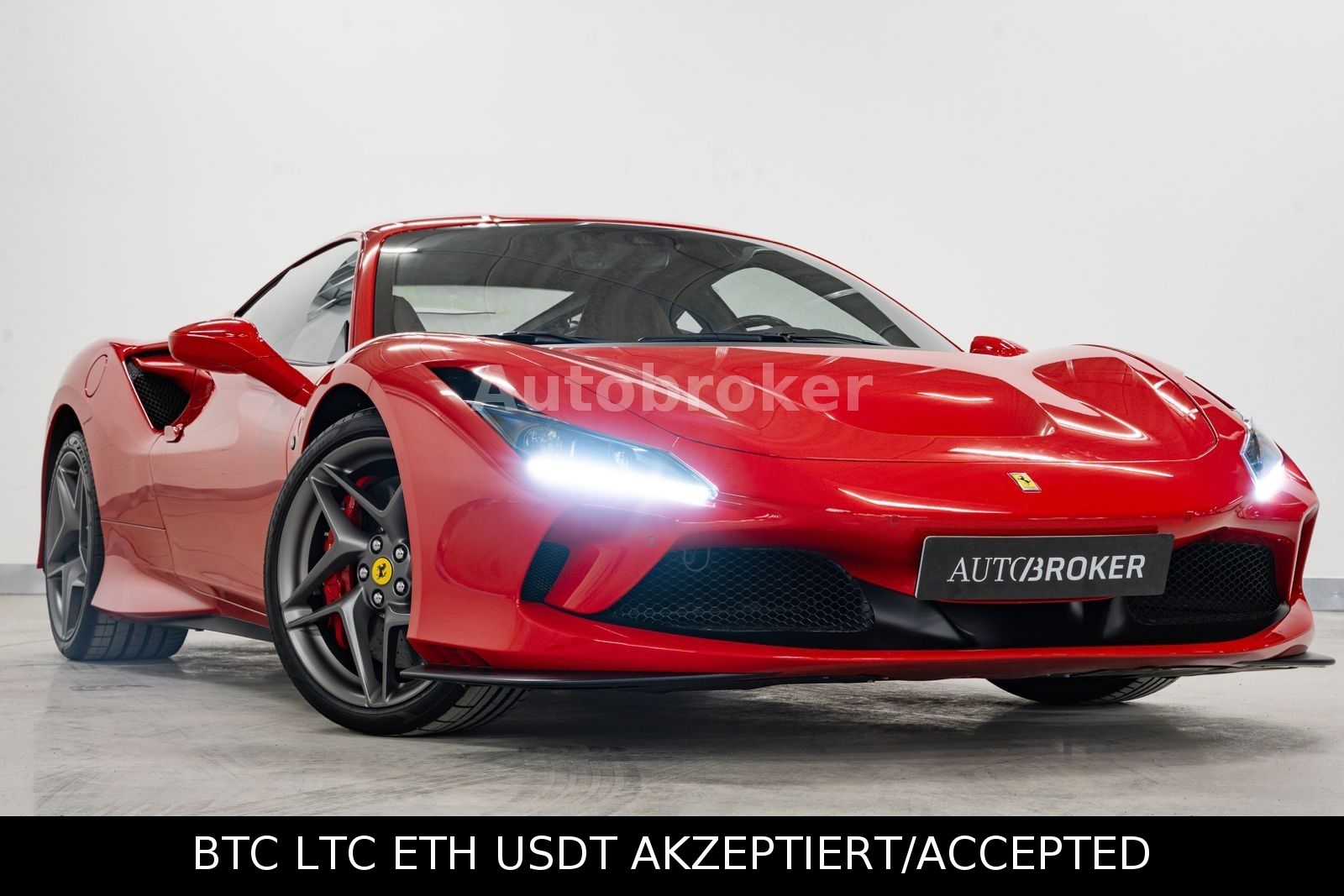 Ferrari F8 – pogled 2