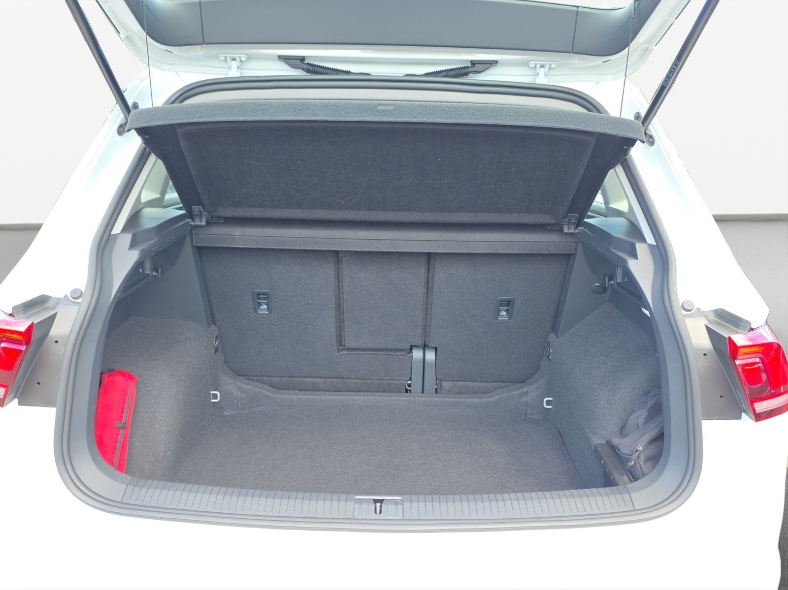 Volkswagen Tiguan - Bild 13