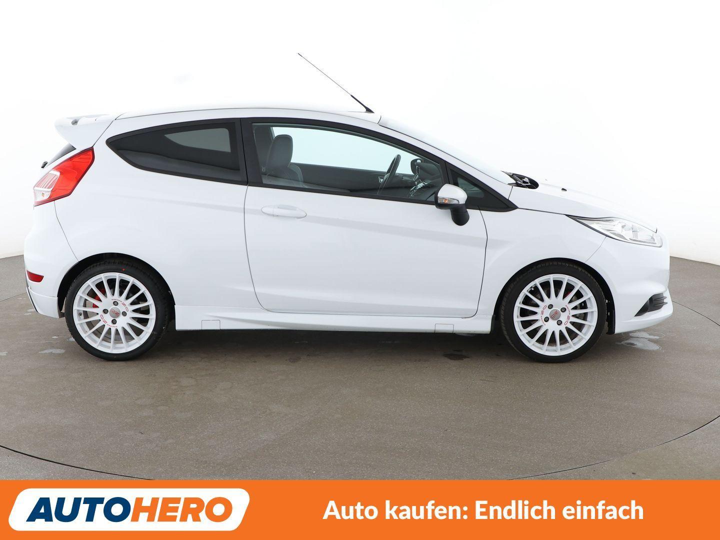 Ford Fiesta 1.6 EcoBoost ST*TEMPO*PDC*SHZ*KLIMA*