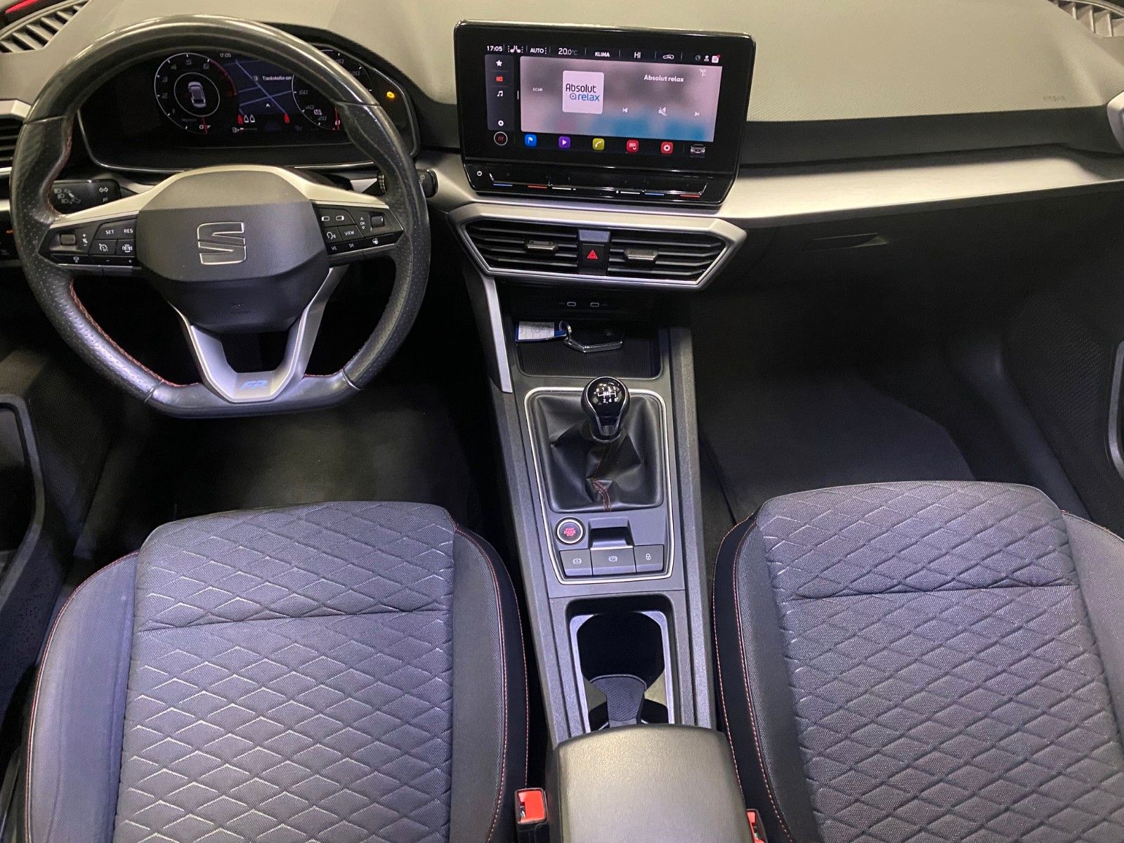 Fahrzeugabbildung SEAT Leon 1.5 TSI FR Sportstourer+ACC+AHK+KAMERA+ST+