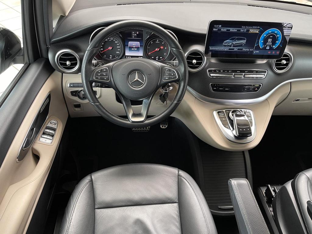 Mercedes-Benz V 250