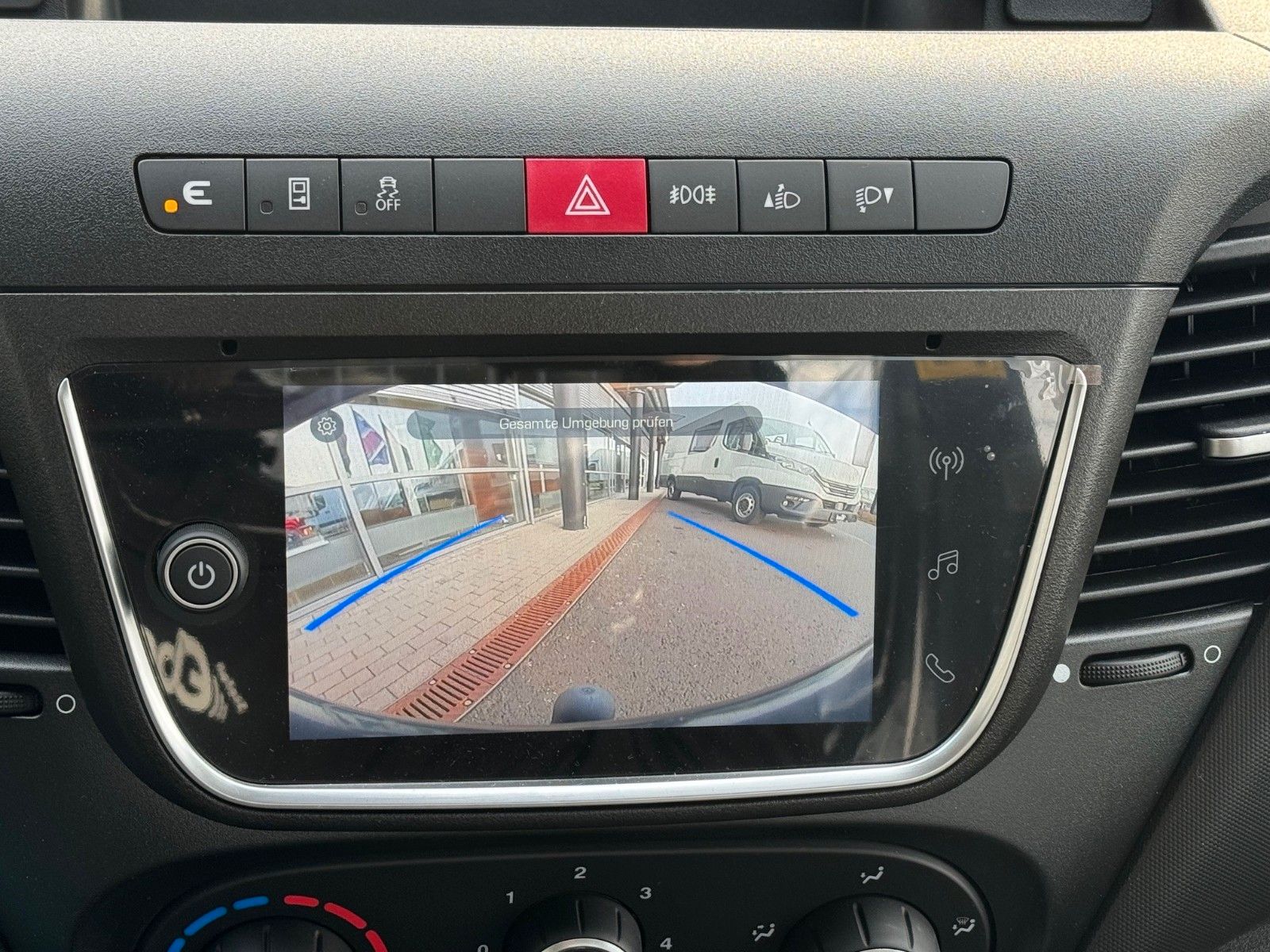 Fahrzeugabbildung Iveco Daily 35S14 A8*L4.260mm*Automatik*Kamera*