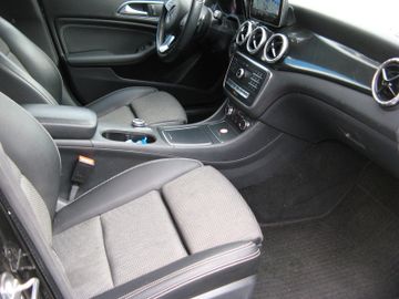 Mercedes CLA 200 - 5