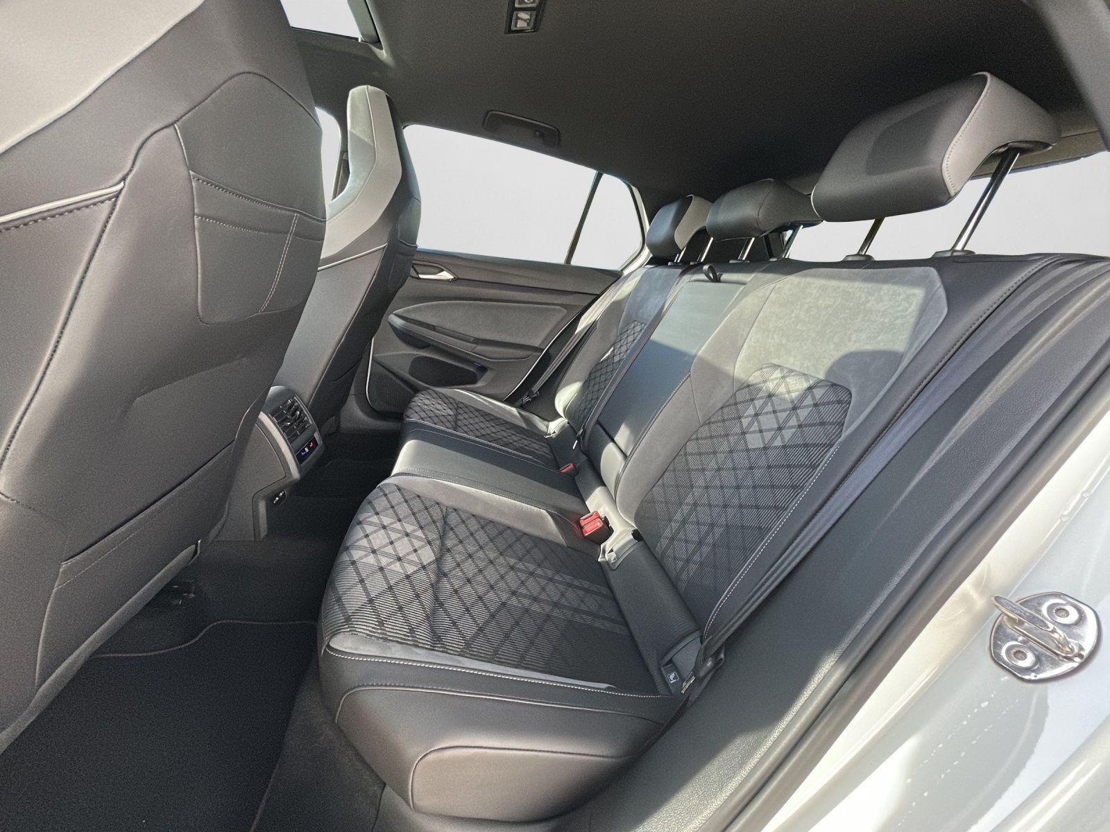 Volkswagen Golf - Bild 15