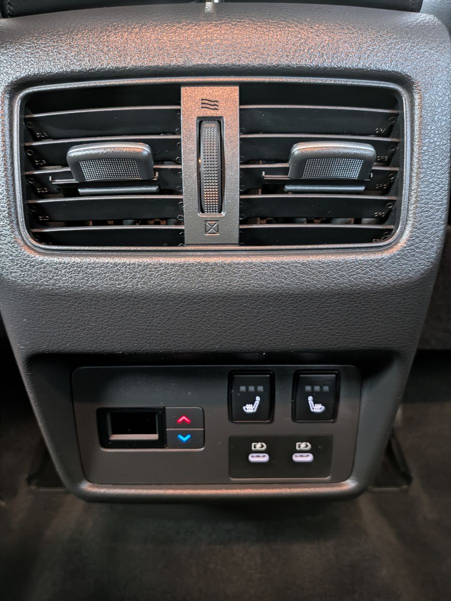 Fahrzeugabbildung Nissan X-Trail 1.5 e-Power N-Connecta ACC 360 Navi 12"