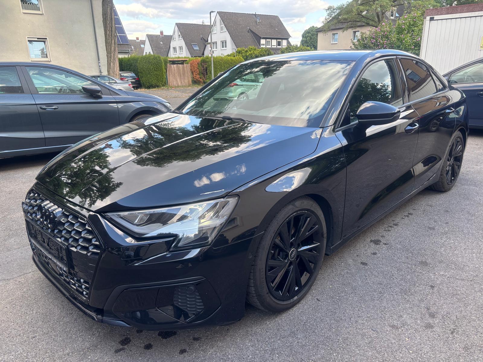 Audi A3 1.5 TFSI Limosuine DSG*edition one