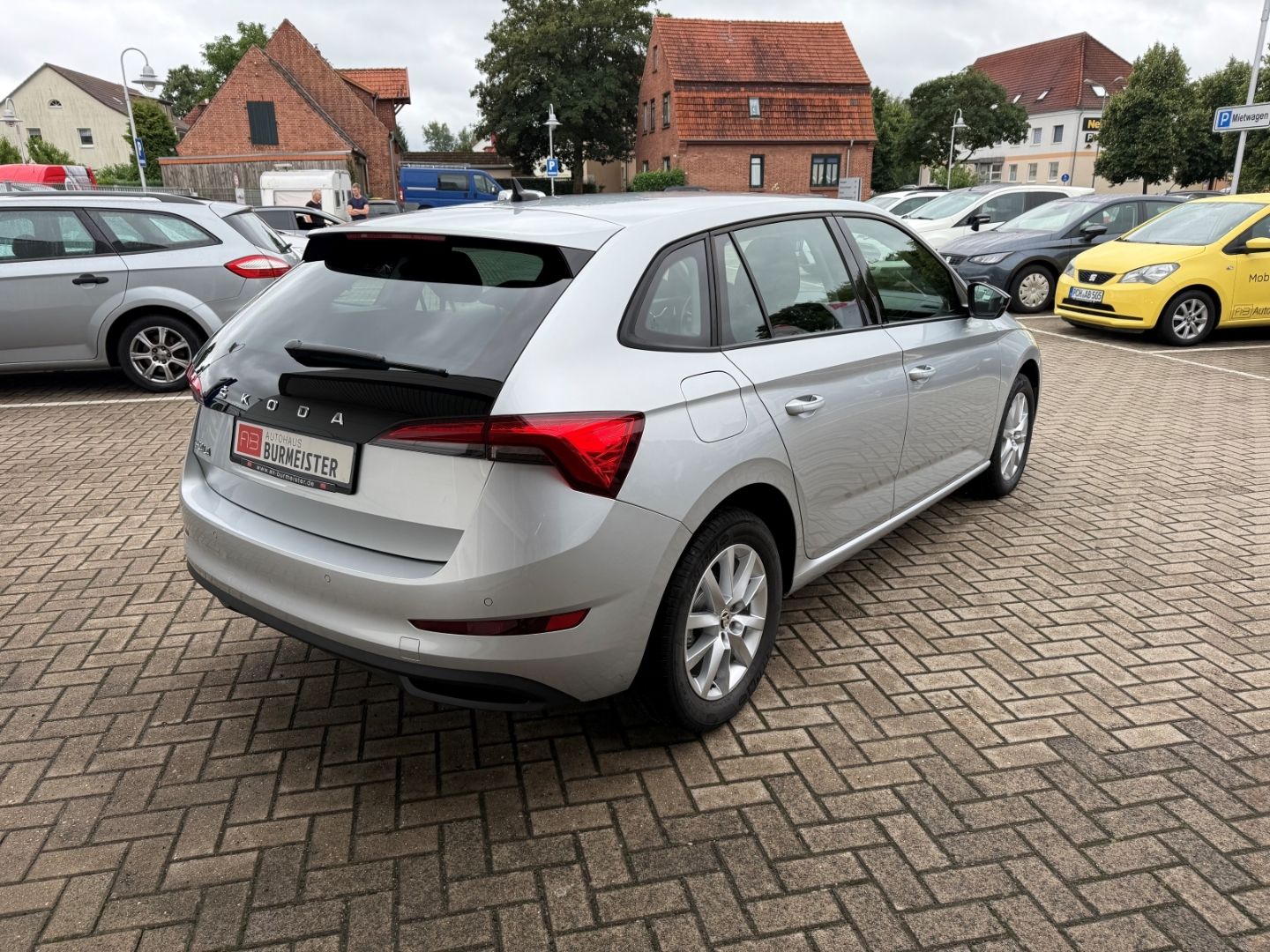 SKODA Scala 1.5 TSI EU6d DSG CarPlay SHZ RFK Alu LED - Image 6