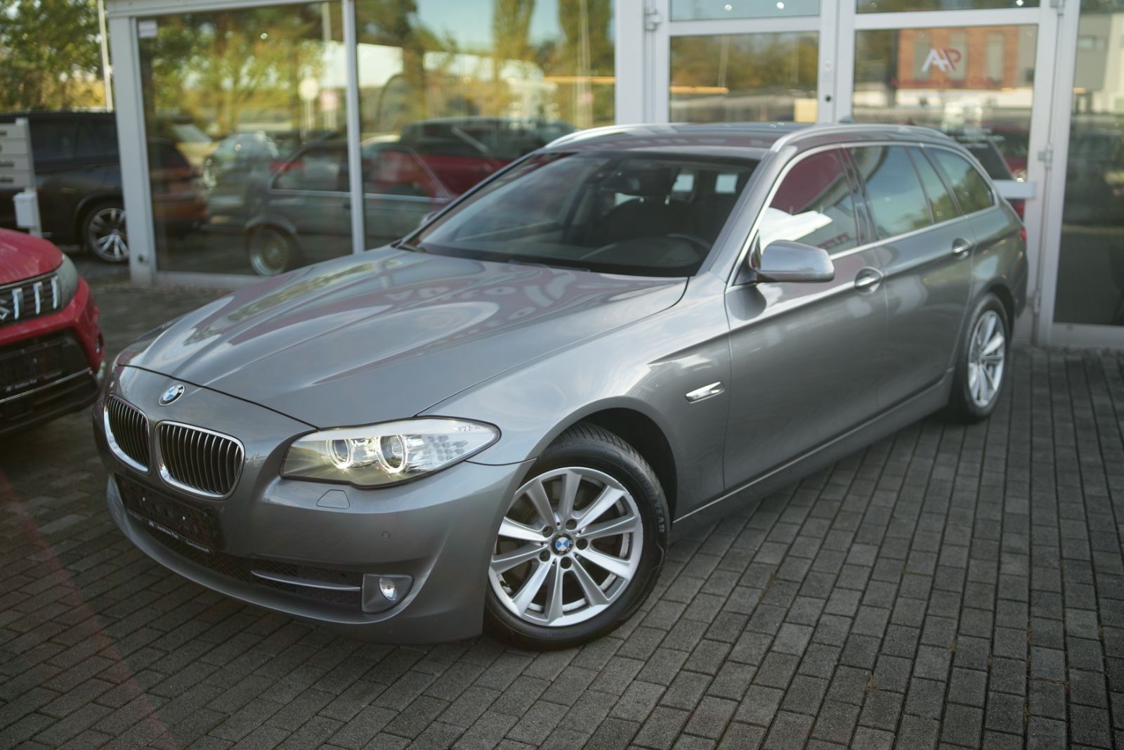 2011 BMW 523
