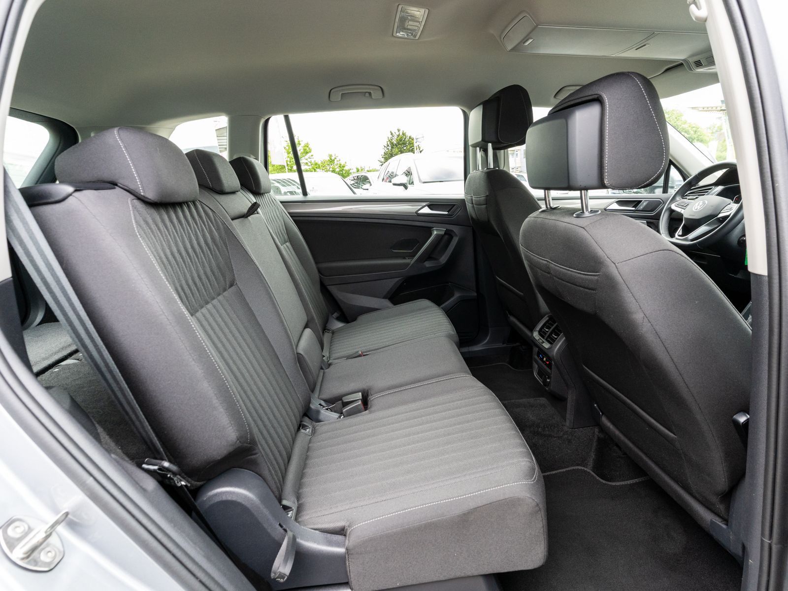Volkswagen Tiguan Allspace - Bild 8