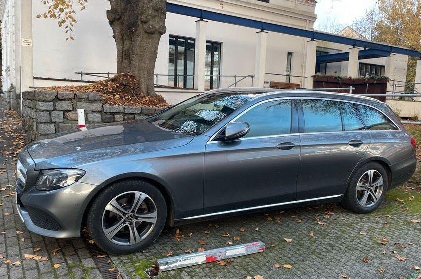 Mercedes-Benz CE 220