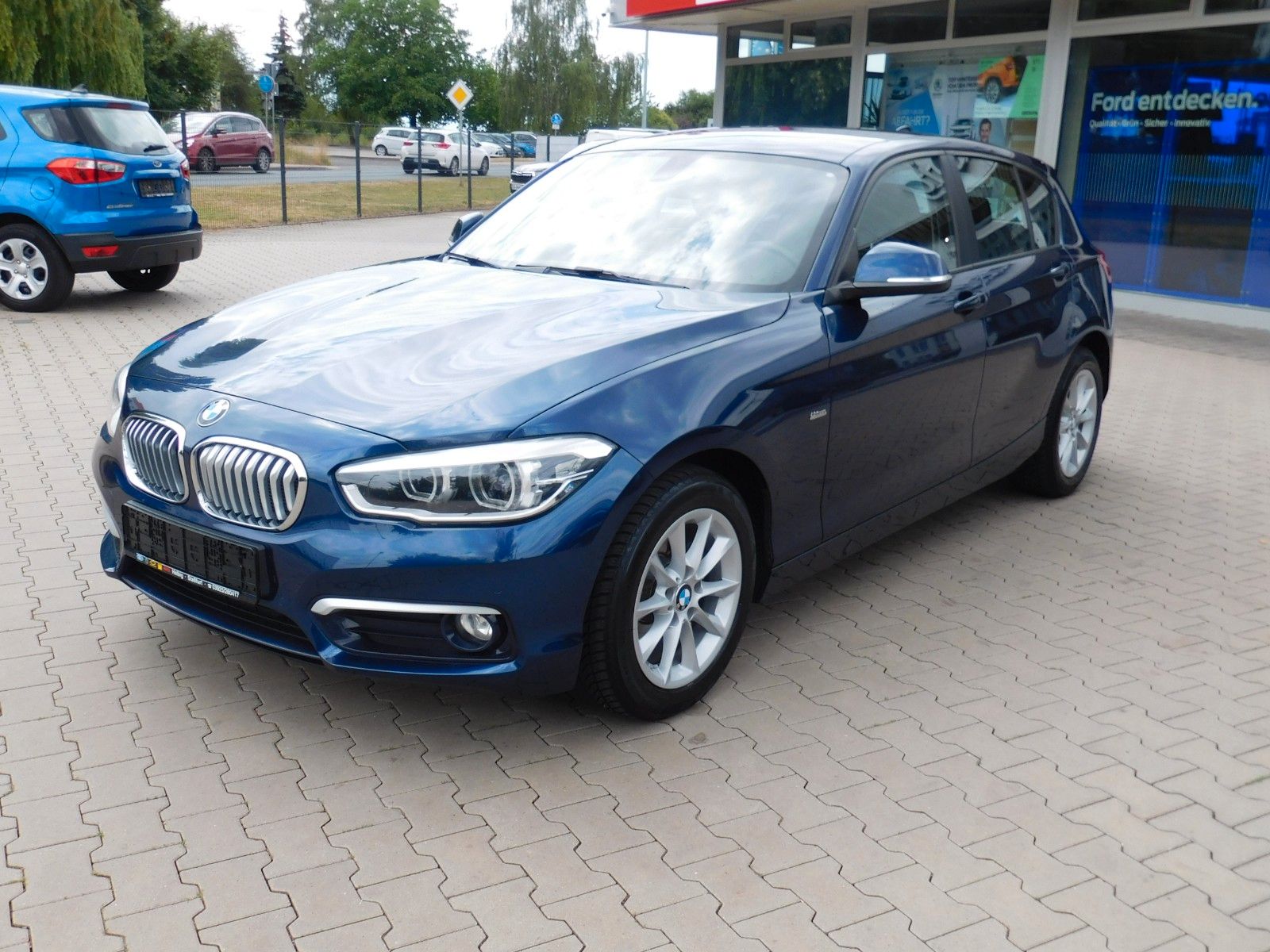 BMW 118i 5-trg.  Urban Line*LED*NAV*FSE*PDCv+h*SHZ*M