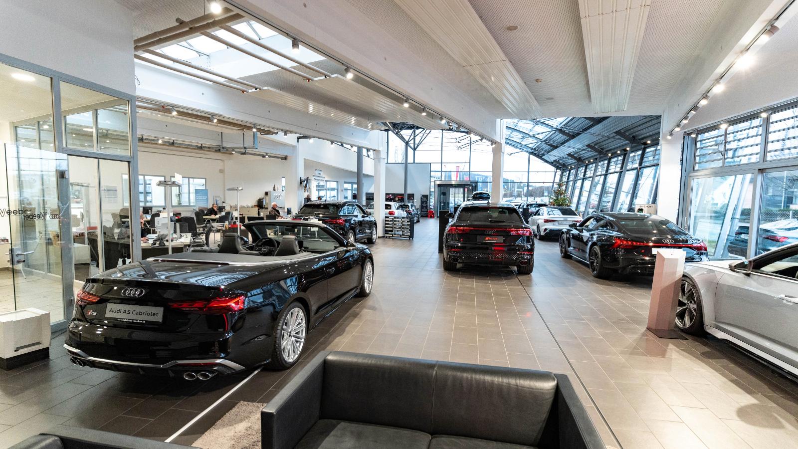 showroom-image-bottom