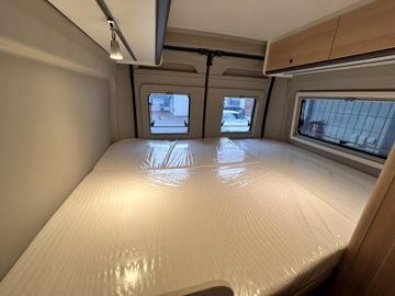 Sunlight Adventure Cliff 600 RT AWT beheizt Dieselheizung