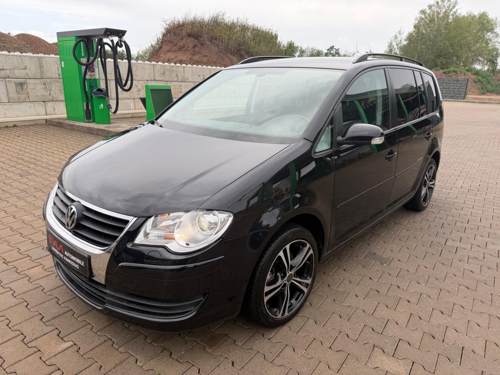 Volkswagen Touran 1.4  United Tüv-Navi-7sitzer-Zahnrie.Neu