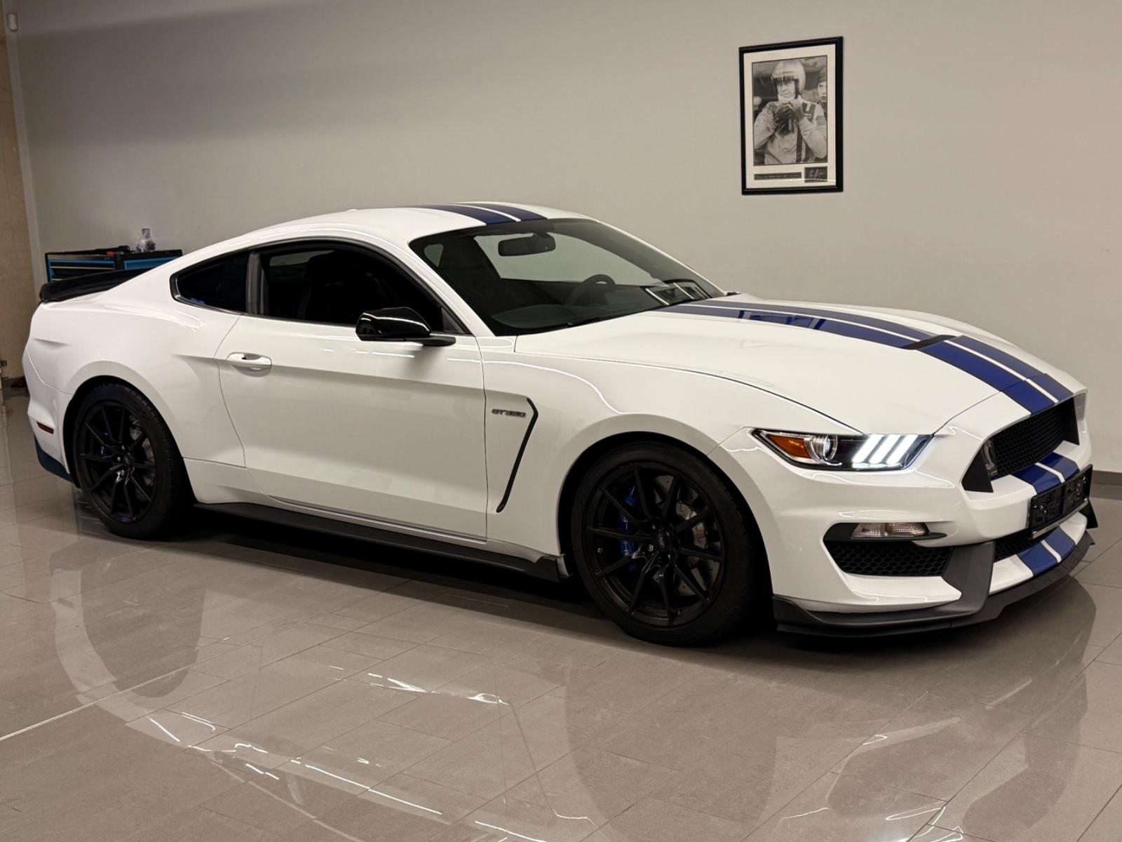 Ford Schelby GT350 .Trackpack. 20000Km Recaro