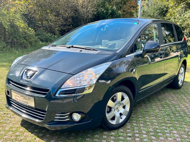 Peugeot 5008 Family *7-Sitze*Head-Up*Panorama*PDC*Euro5!