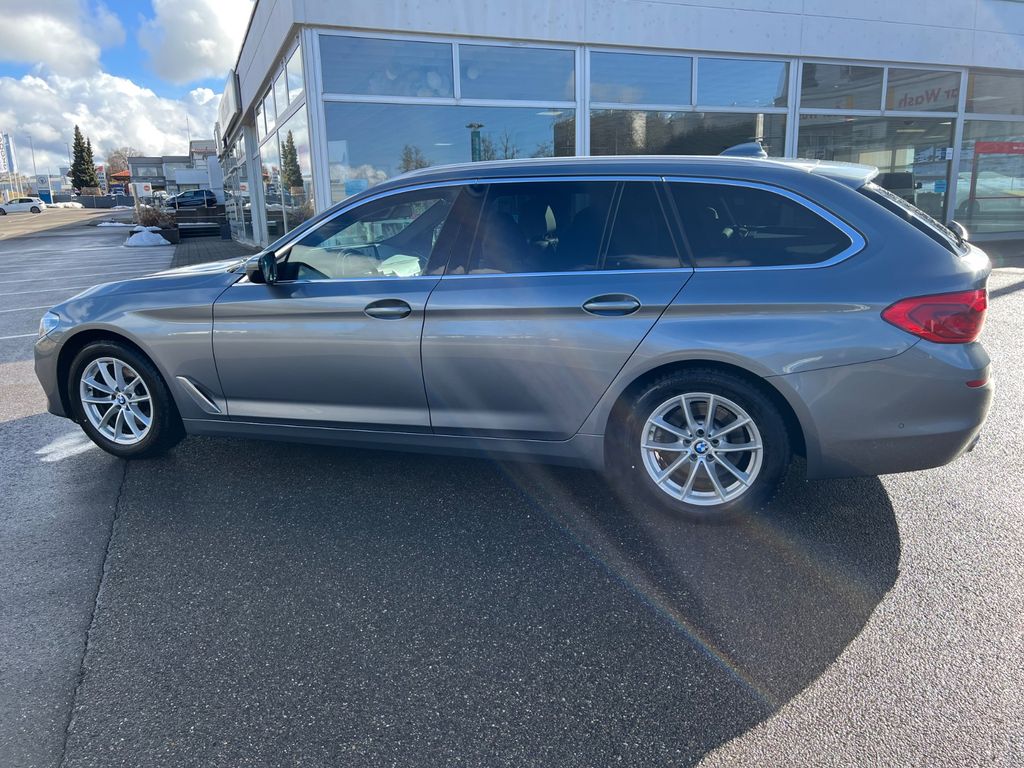 Image of BMW 520