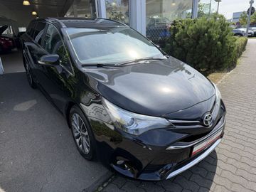 Toyota Avensis - 1