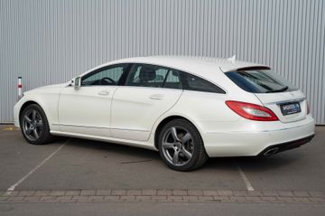 Fahrzeugabbildung Mercedes-Benz CLS SB 350 CDI LEDER KAM LED AHK PANO HARM.KARDO