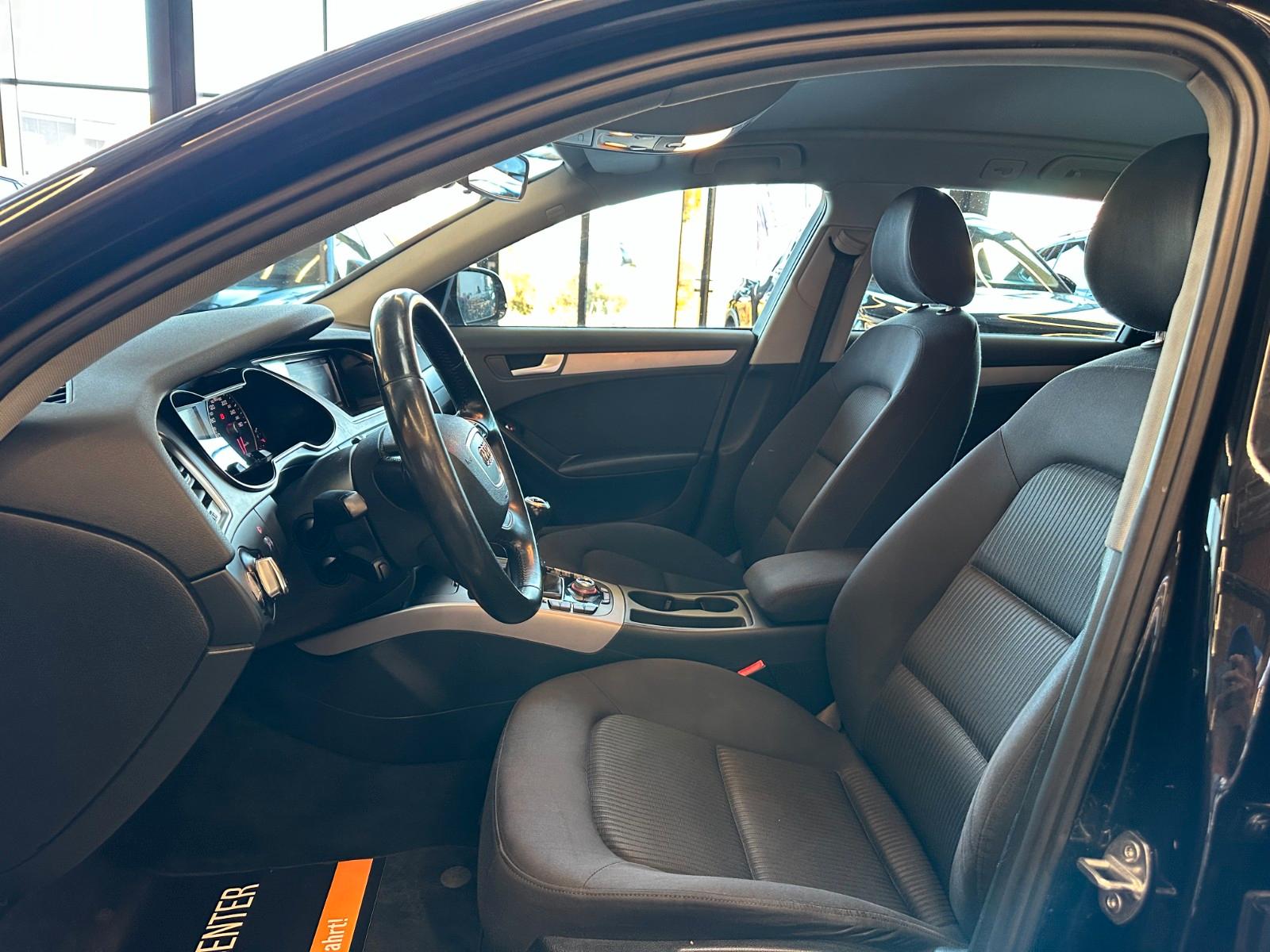Audi A4 2013 — photo 11