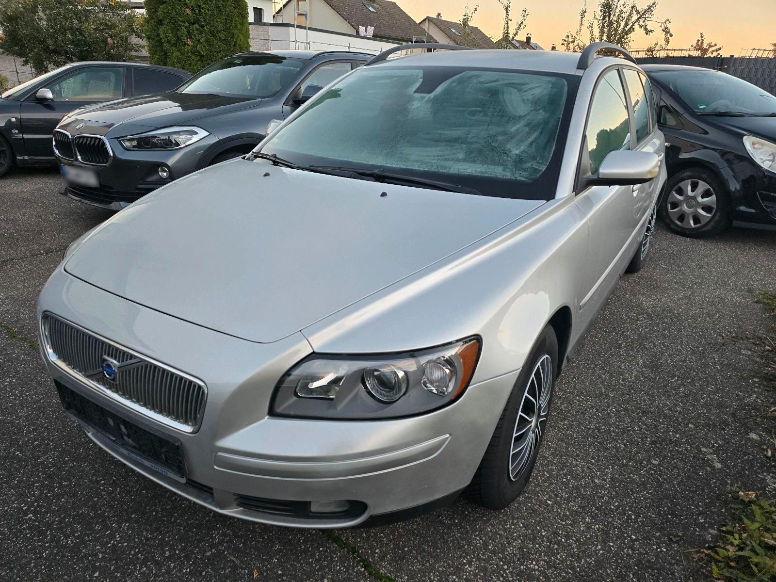Volvo V50 2005 — вигляд ззаду