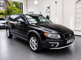 Volvo XC70 2.4 4D AWD Momentum - Model 2014