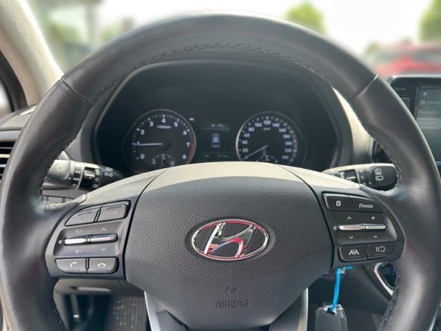 Fahrzeugabbildung Hyundai i30 Edition 30 Apple CarPlay Android Auto Mehrzo