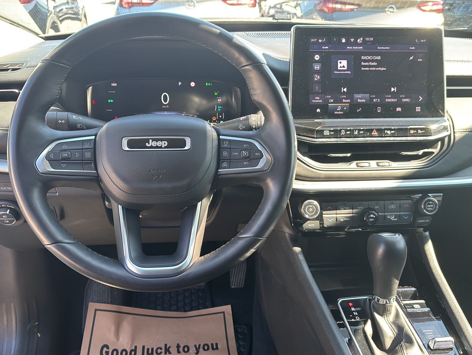 Fahrzeugabbildung Jeep Compass 1.3 T4 Plug-In Hybrid Limited 4xe 140kW