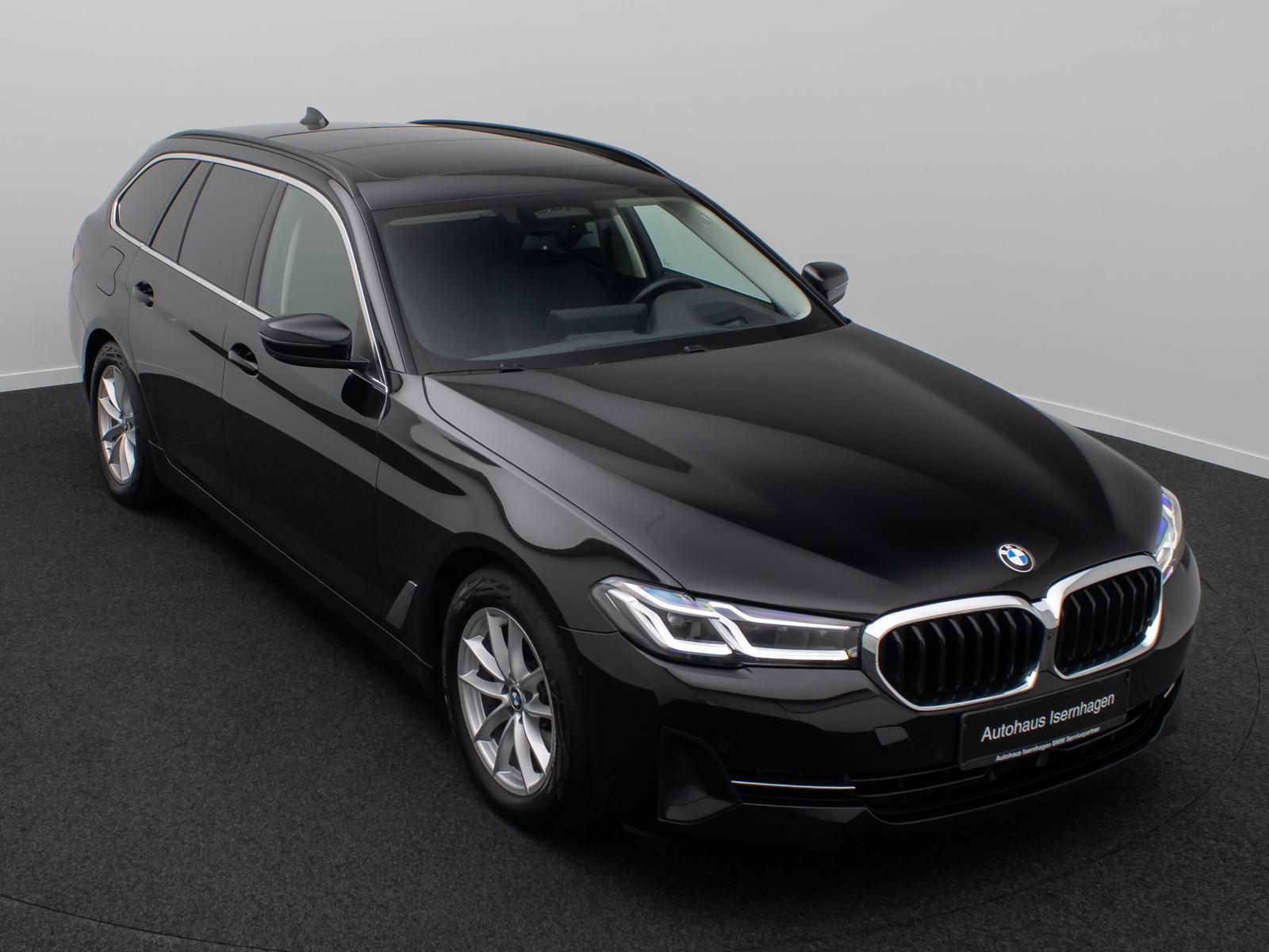 BMW 520d ACC 360°HUD DAB Panorama 4xKlima Komfort